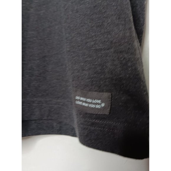 Life Is Good Whats Wrong With This Pitcher M Crisher Tee T Shirt Gray Beer Brew - Picture 2 of 7